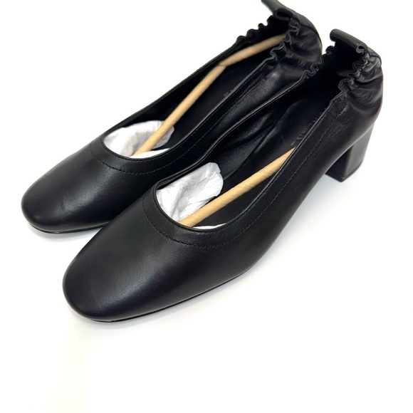 Everlane Black Italian Leather Day Heel in Size 7 - Picture 5 of 11